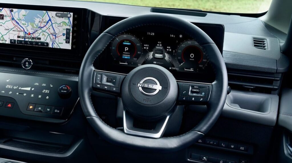 ファミカーオンライン | 【日産セレナ】LUXIONの価格と特徴!後悔しない為の購入時知識 日産セレナ 公式より