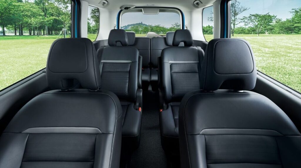 日産セレナ 公式より