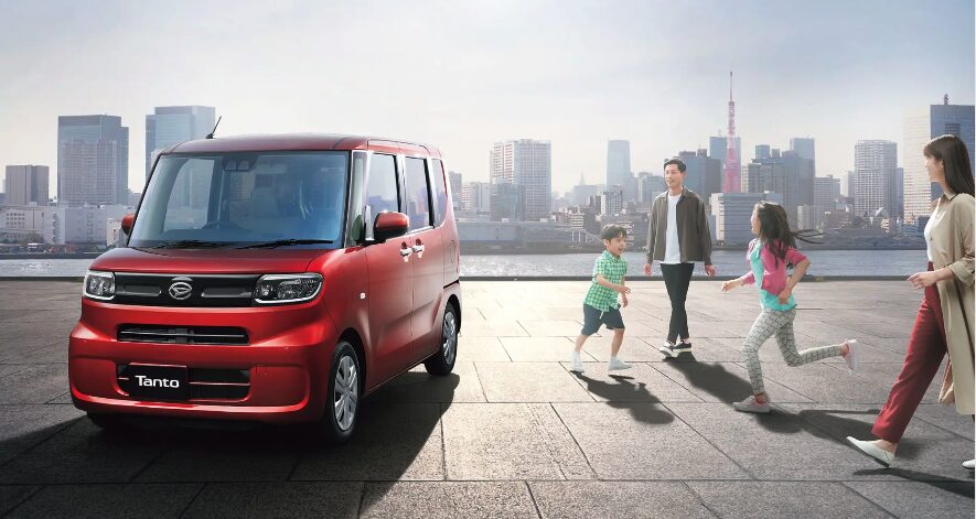 ダイハツ タント公式より