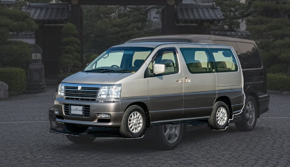 ファミカーオンライン | エルグランド ロイヤルラインの中古車事情の真実!維持費と注意点を解説 ファミカーオンライン イメージ