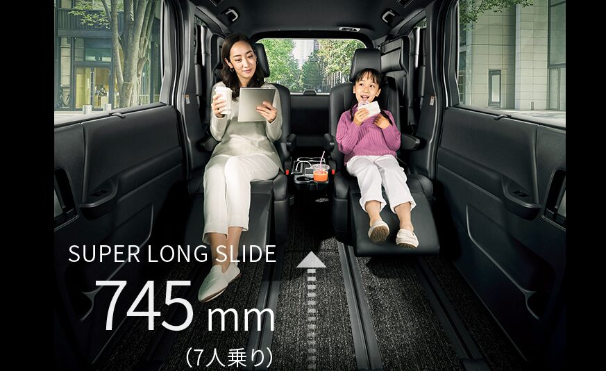 ファミカーオンライン | トヨタ ノアは何人乗りがおすすめ?7人と8人の違いを徹底解説 トヨタ ノア 公式より