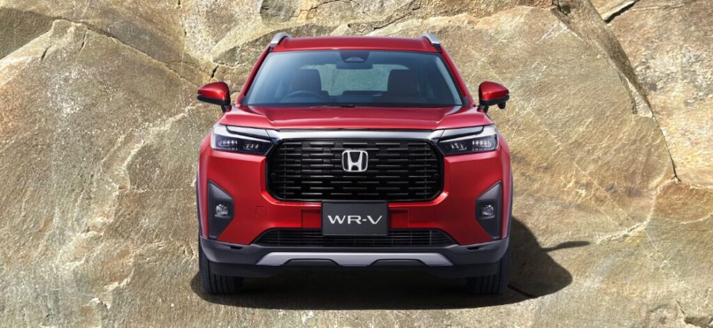 ファミカーオンライン | ホンダのWR-Vの評価はひどい?欠点やグレードの違いを徹底解説 ホンダ WR-V 公式より